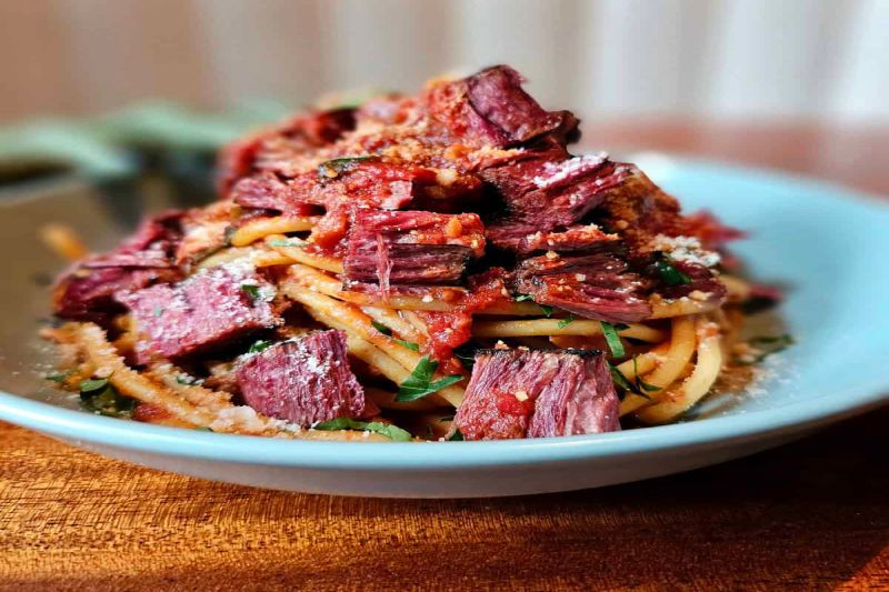 Chunk Steak Launches in Philadelphia through Plant-Based Distributor Collaboration